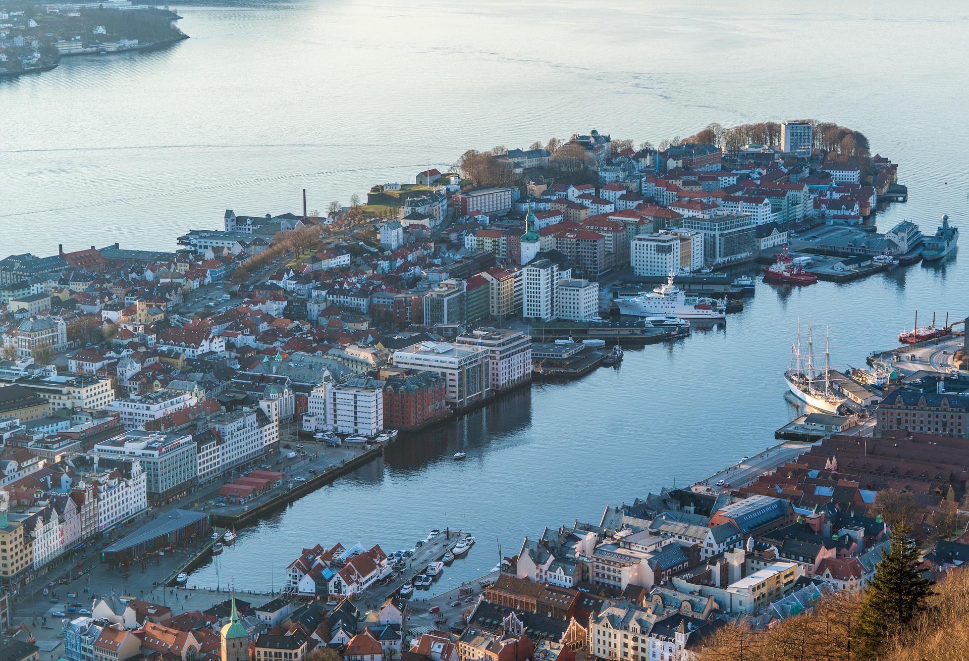 bergen-2071407_1920.jpg