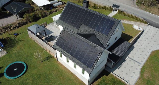 Solcellsanläggning på tak